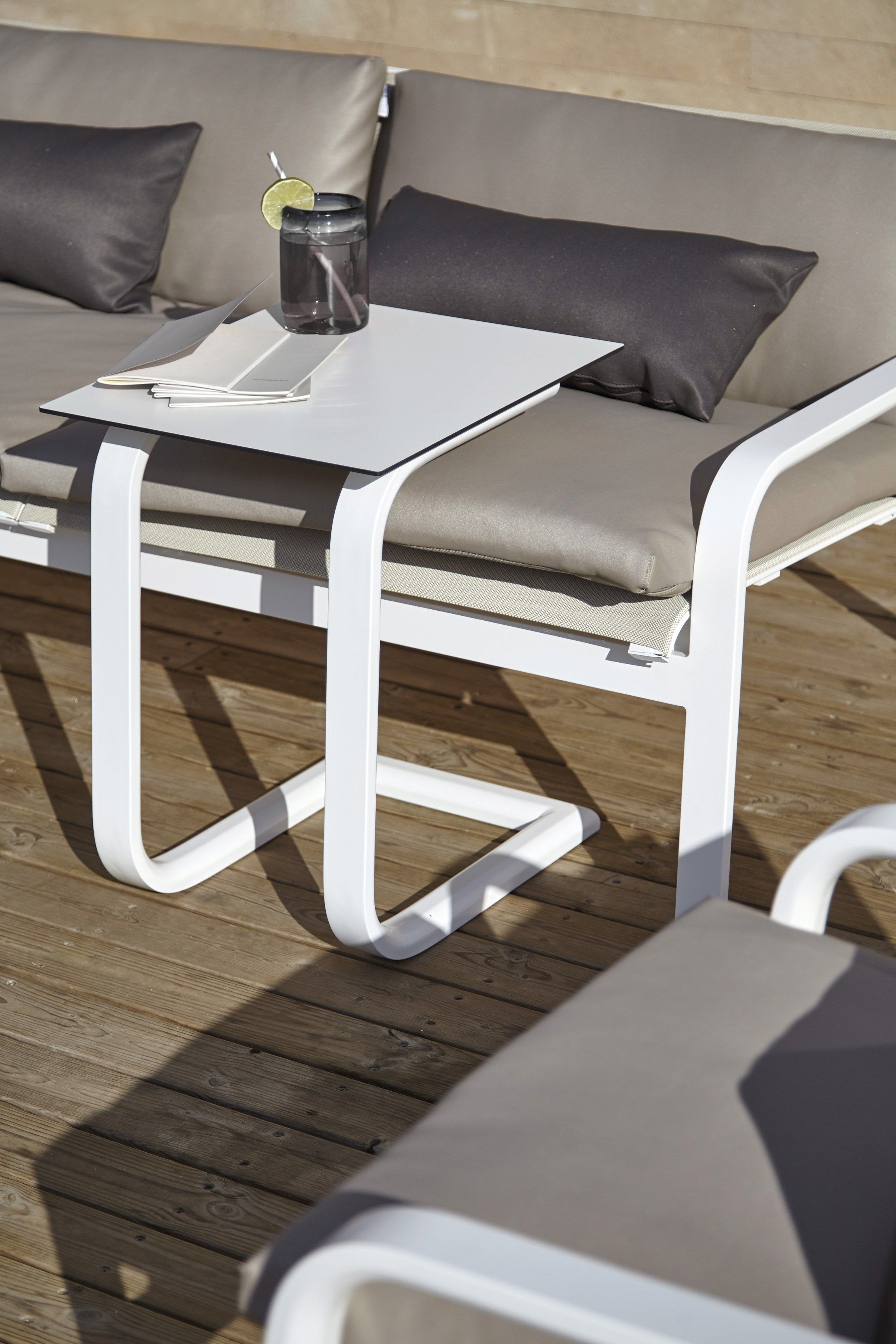 Алюминиевый прямоугольный стол для сада GANDIABLASCO стек ARCH-00036209 - Вид №2