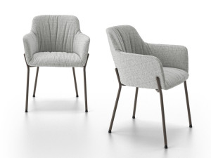 Мягкий тканевый стул с подлокотниками