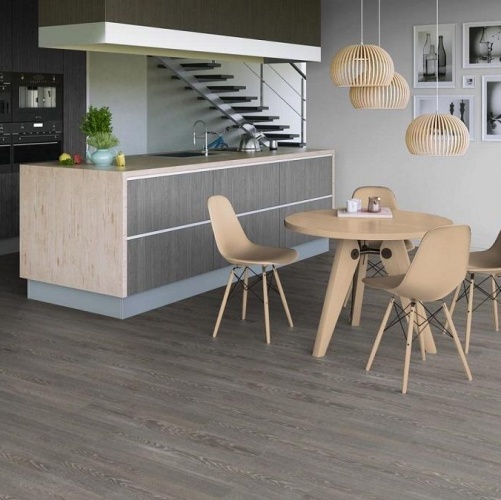 Виниловый ламинат Tarkett New Age Orient Дуб с брашью (Текстурированная) 914,4х152,4/101,6 мм 1000901207 - Вид №2