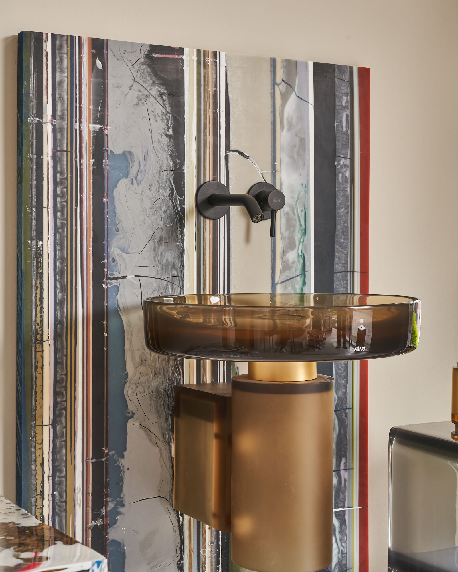 Круглый подвесной умывальник из смолы Vallvé NILO ARCH-00088540 - Вид №7