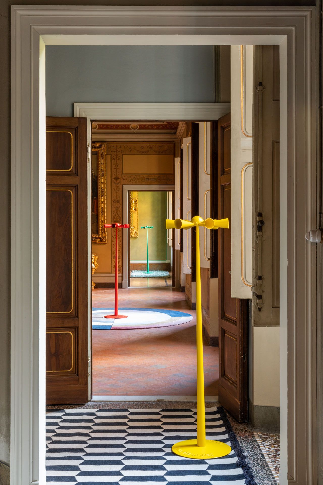 Алюминиевая напольная вешалка Poltronova прекращено сигнализация ARCH-00073021 - Вид №18