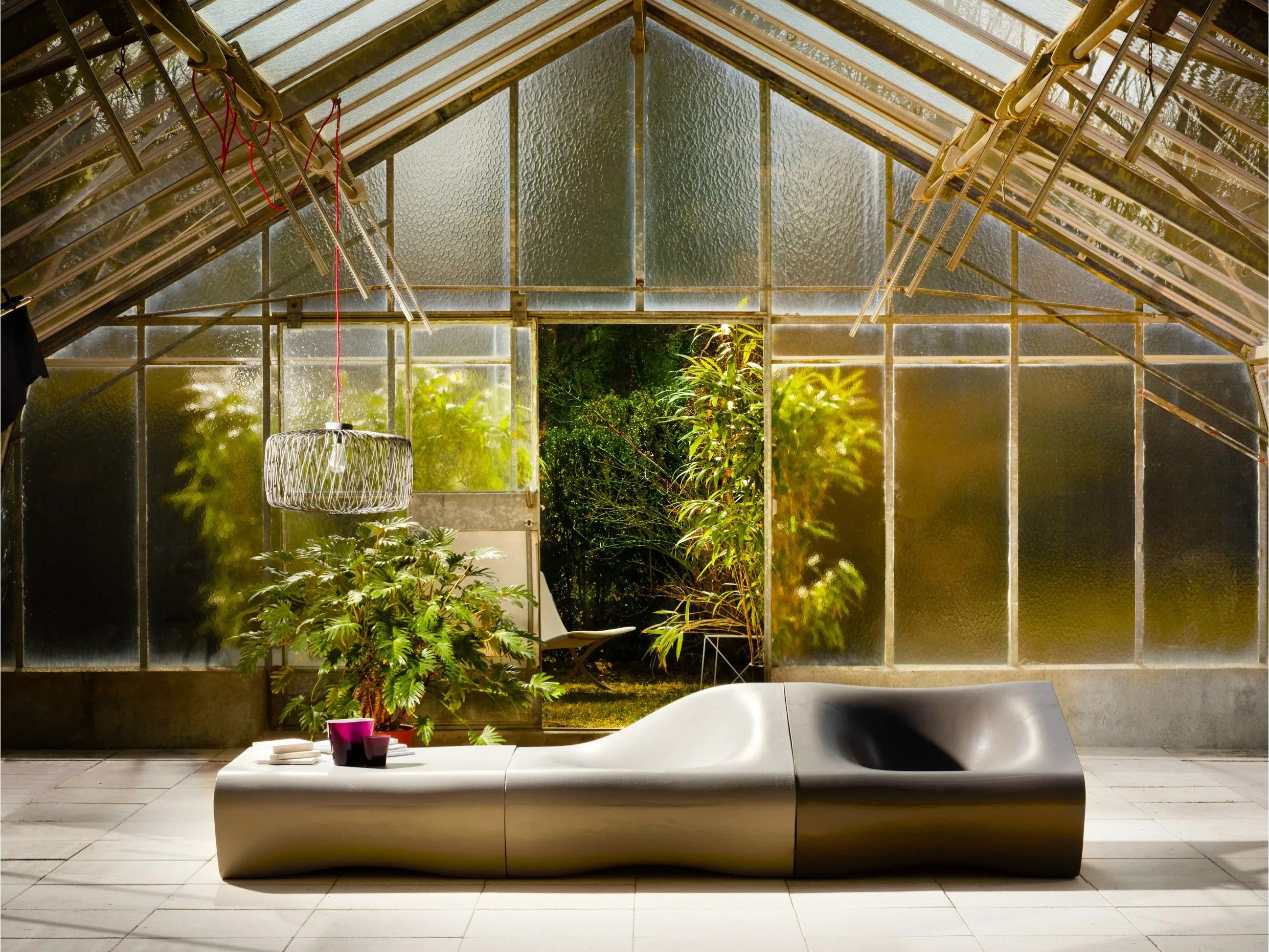 Модульная бетонная скамья со спинкой SWISSPEARL дизайн ARCH-00096634