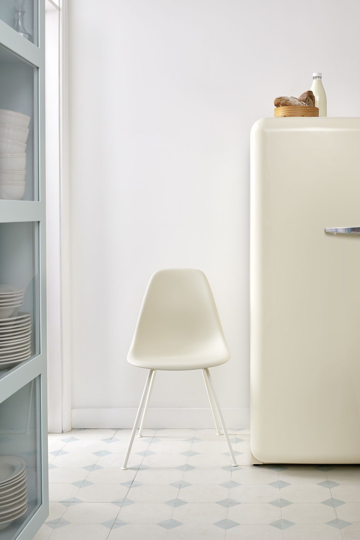 Стул из полипропилена с мягким сиденьем VITRA Eames Plastic Chair ARCH-00098148 - Вид №6