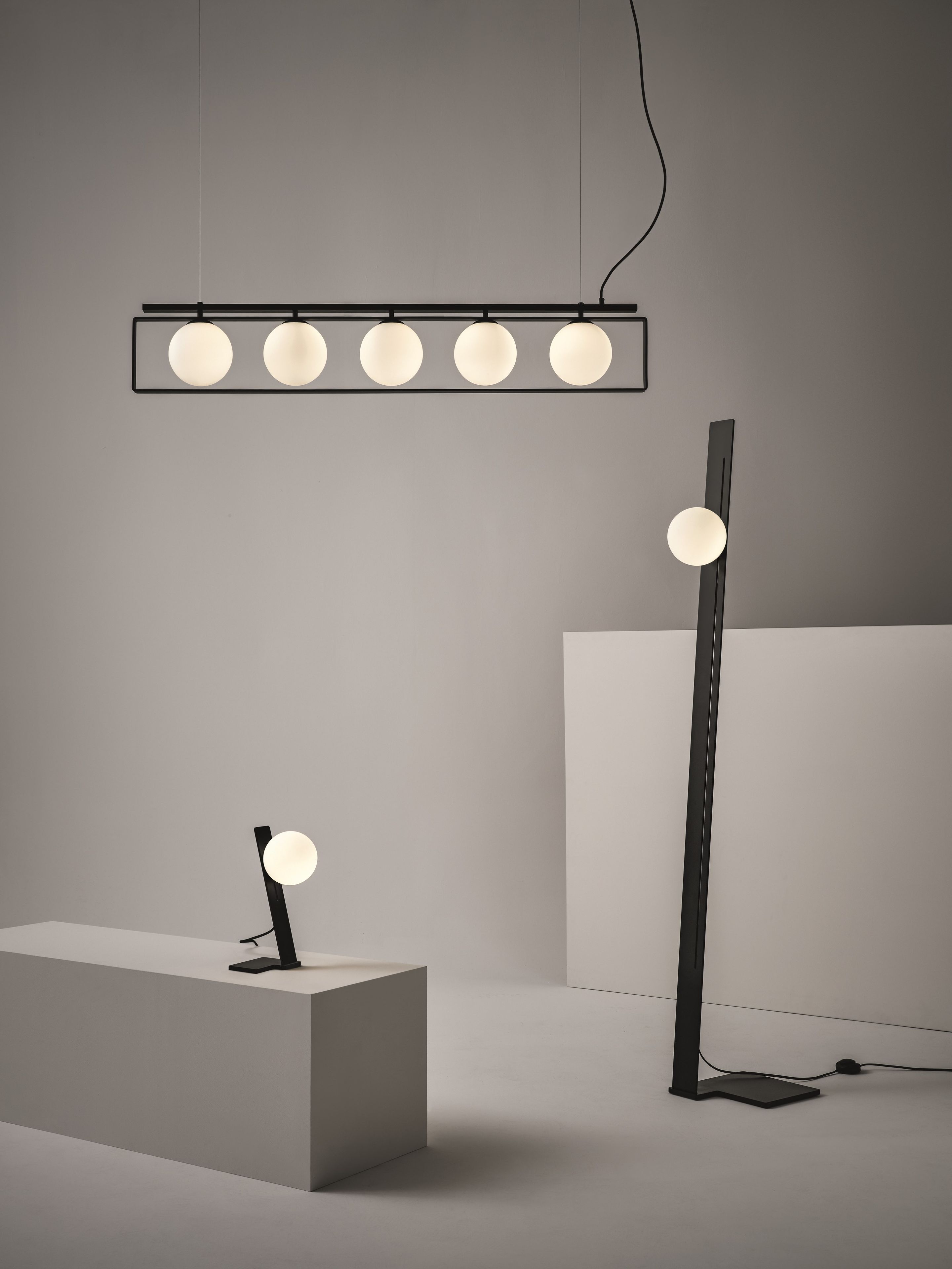 Окрашенный металлический торшер Midj Suspense ARCH-00003093