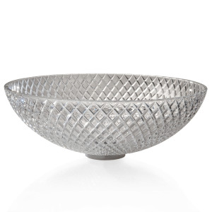 CBCAR 3SC Умывальник из хрусталя 24% Pbo, выгравированный полностью вручную. Гравюры имеют рельефный рисунок в форме призмы, создавая классический и элегантный дизайн. Размеры: Диаметр см. 43 — ч. см. 15 Умывальник поставляется с латунным основанием и лат