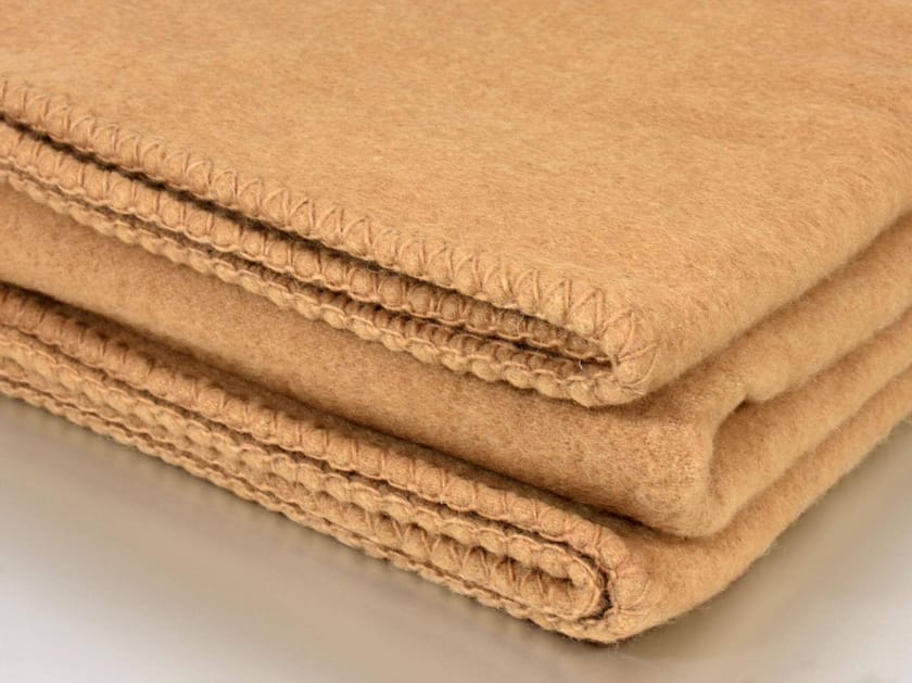 Однотонное одеяло из смеси FIB21 Matlux Hotel ARCH-00088158