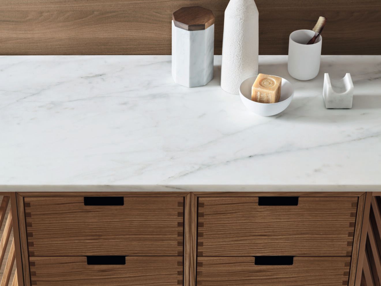 Мебель для ванной комнаты из грецкого ореха и мрамора Calacatta Noorth Fjord ARCH-00063085 - Вид №2