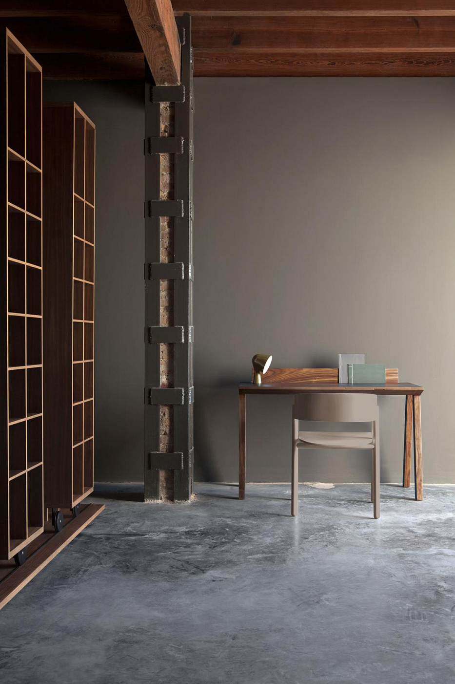 005455 Письменный стол Punt Mobles Ernest Santreyd  - Вид №3