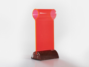 Фоторамка из ПММА с мраморной основой