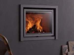 Stûv Встроенный камин на дровах с панорамным остеклением Stûv 16