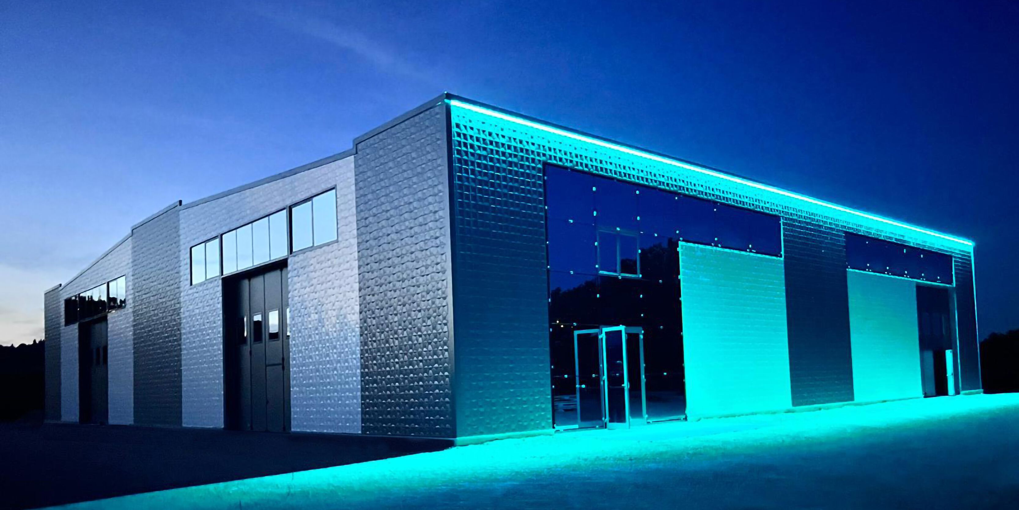 Изолированная металлическая панель для фасада ELCOM SYSTEM ТЕРМОПАРЕТЫ® ARCH-00147678 - Вид №12