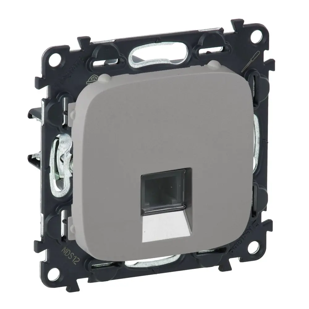 Розетка компьютерная Legrand VLN-A RJ45 CAT5E UTP цвет алюминий Valena Allure STLM-2090427 - Вид №1