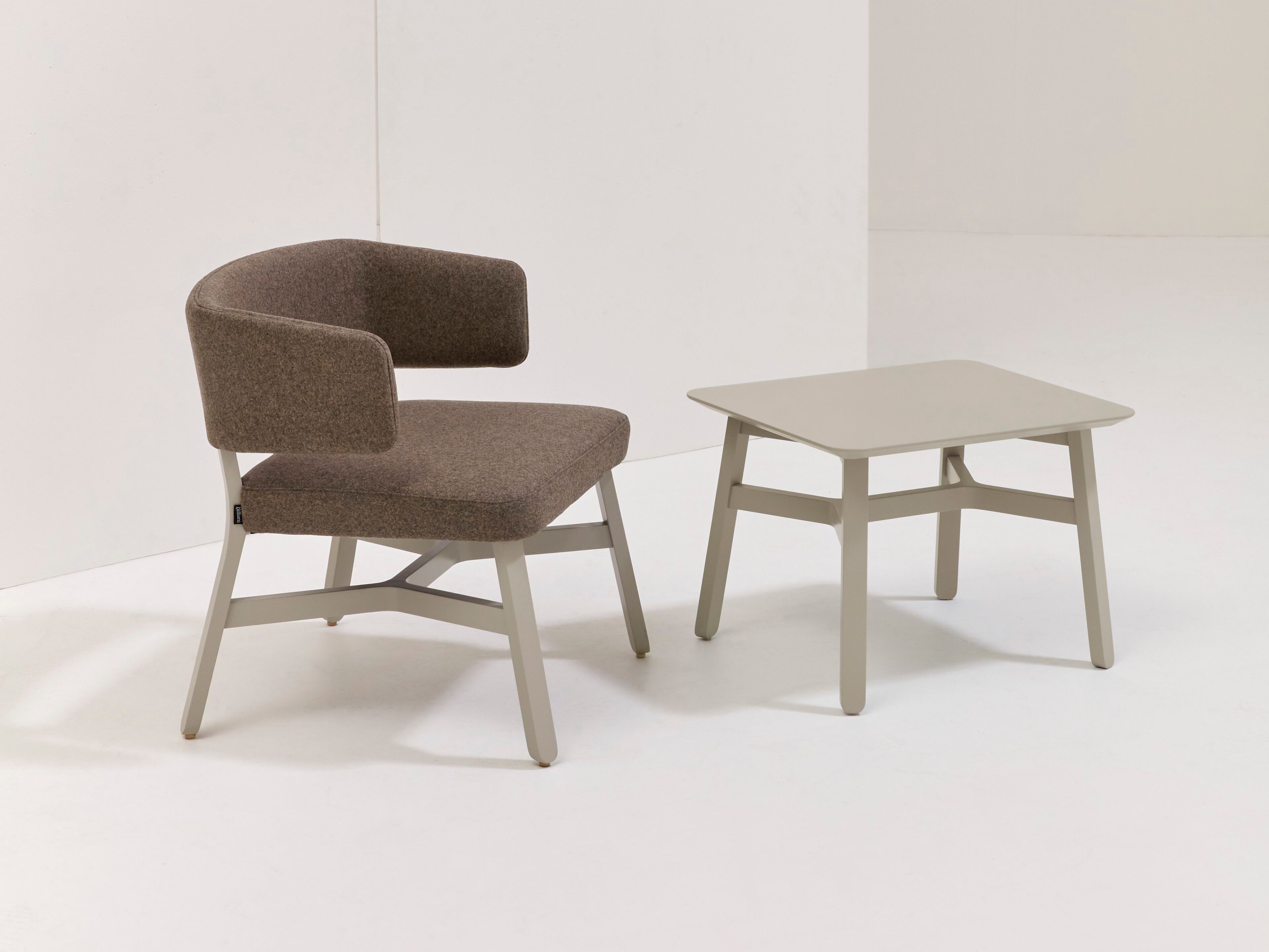 Низкий стул из бука Billiani круассан ARCH-00068241 - Вид №2