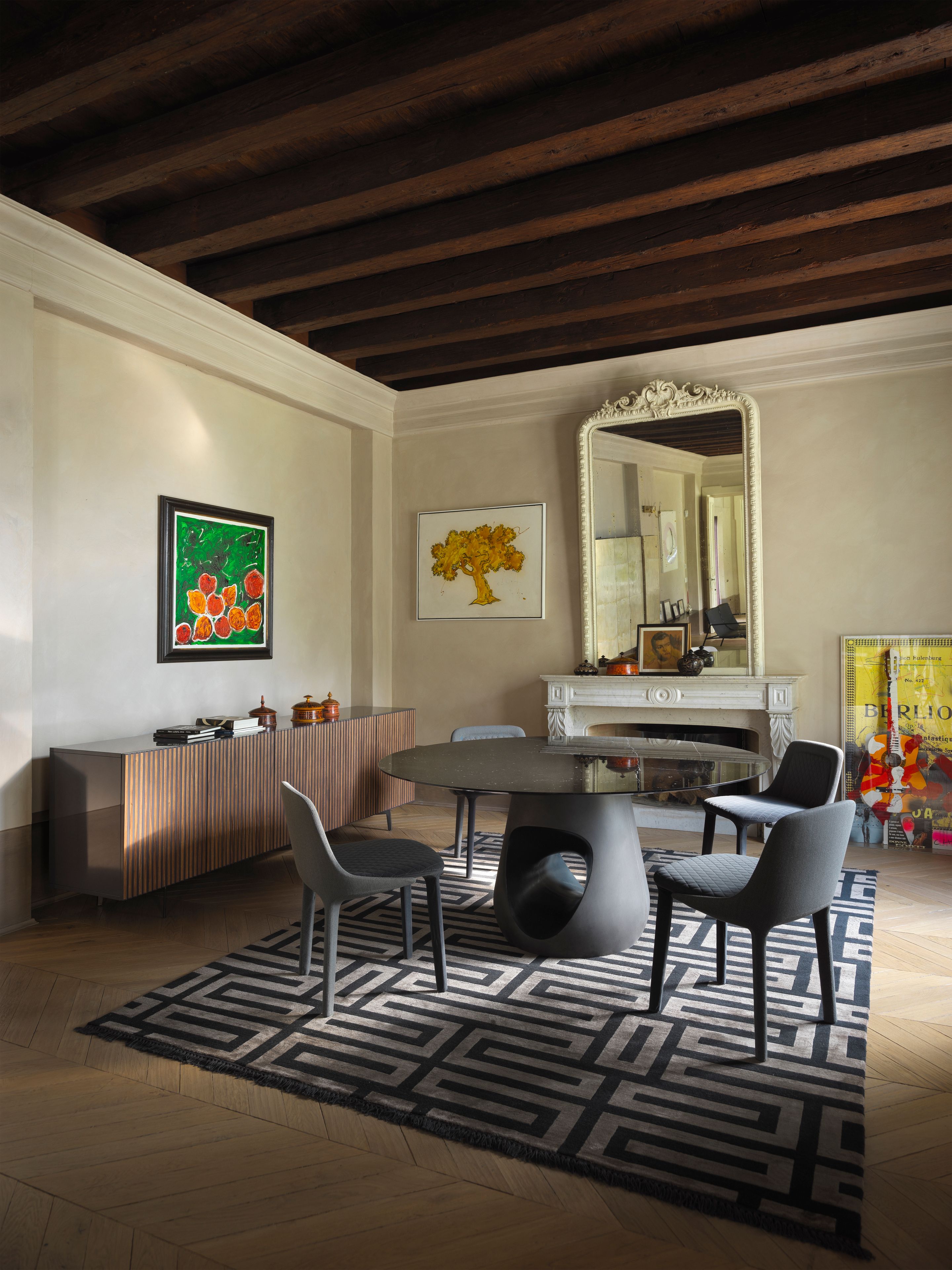 Овальный или круглый стол из мрамора и бетона Casamania & Horm ARCH-00088657 - Вид №2