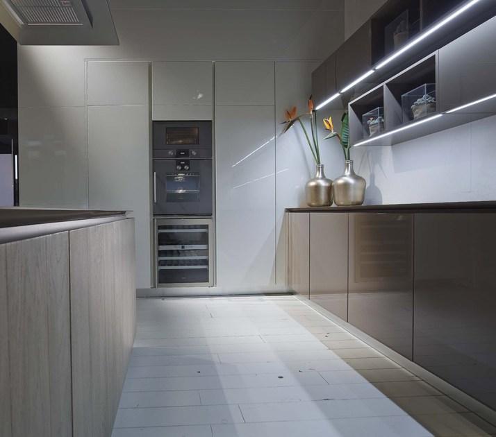 RIFRA Кухня с островом из сырого дуба, покрытого глиной Fly sun-id-1383139 - Вид №3