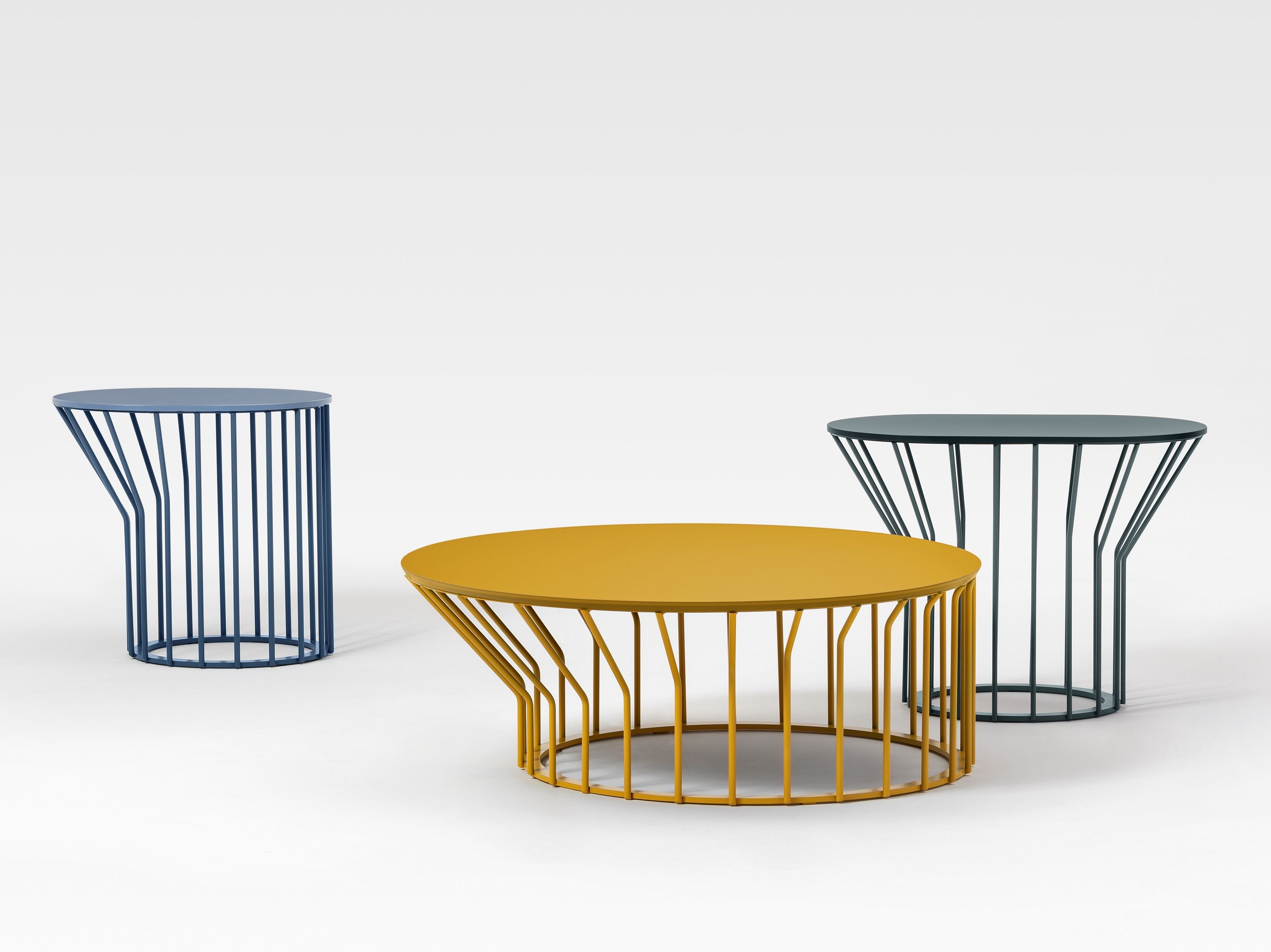 Низкий металлический журнальный столик для гостиной TrabA' JUMP ARCH-00038490 - Вид №4