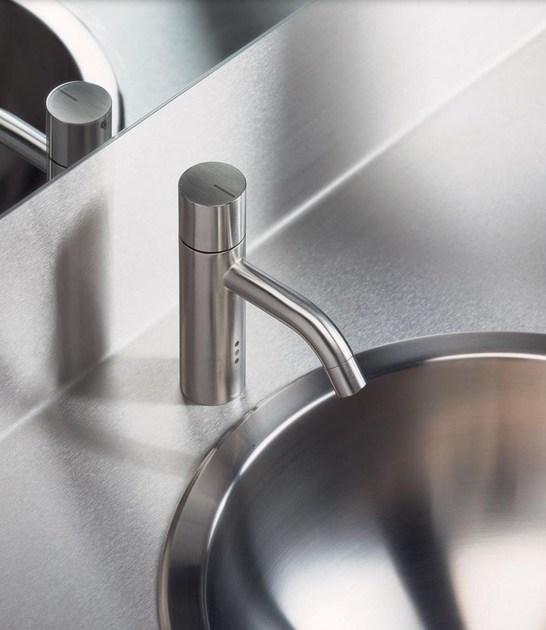 VOLA Смеситель для раковины на столешницу, одно отверстие sun-id-1418340 - Вид №1