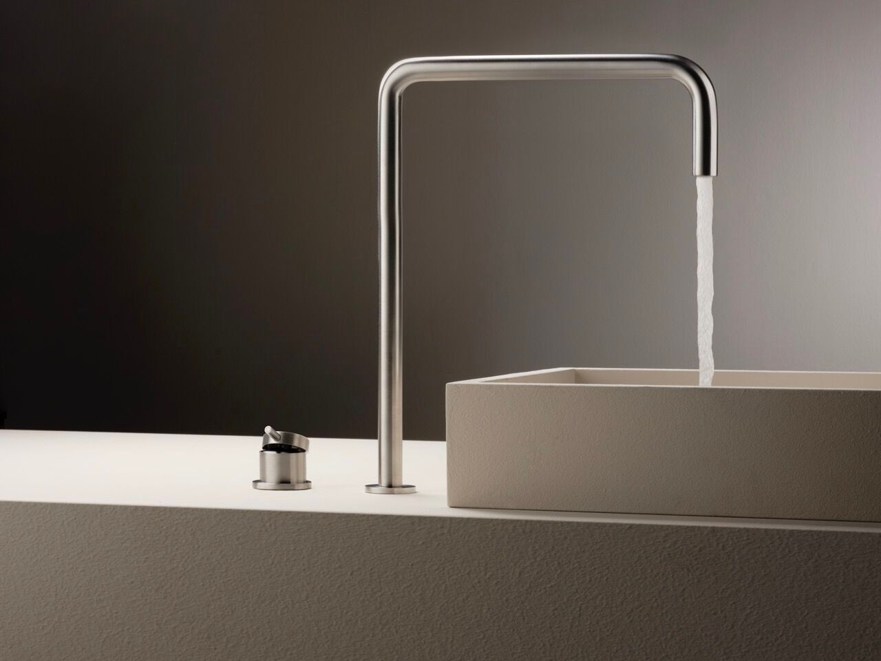 Пульт дистанционного управления из нержавеющей стали BEAMTECH Timeless ARCH-00071057 - Вид №1