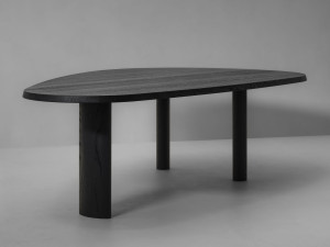 Обеденный стол из дуба