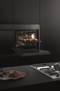 Встраиваемая печь с сенсорным экраном