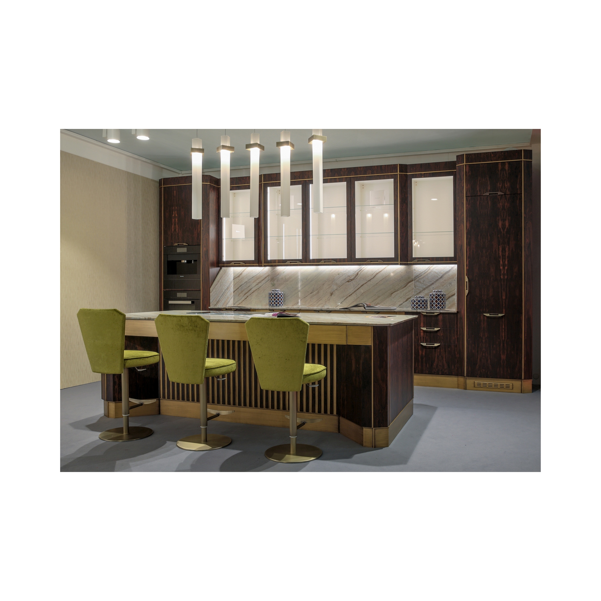 Композиция кухонной мебели (колонны и остров) / Essenza BRUMMEL sun-id-375130 - Вид №1