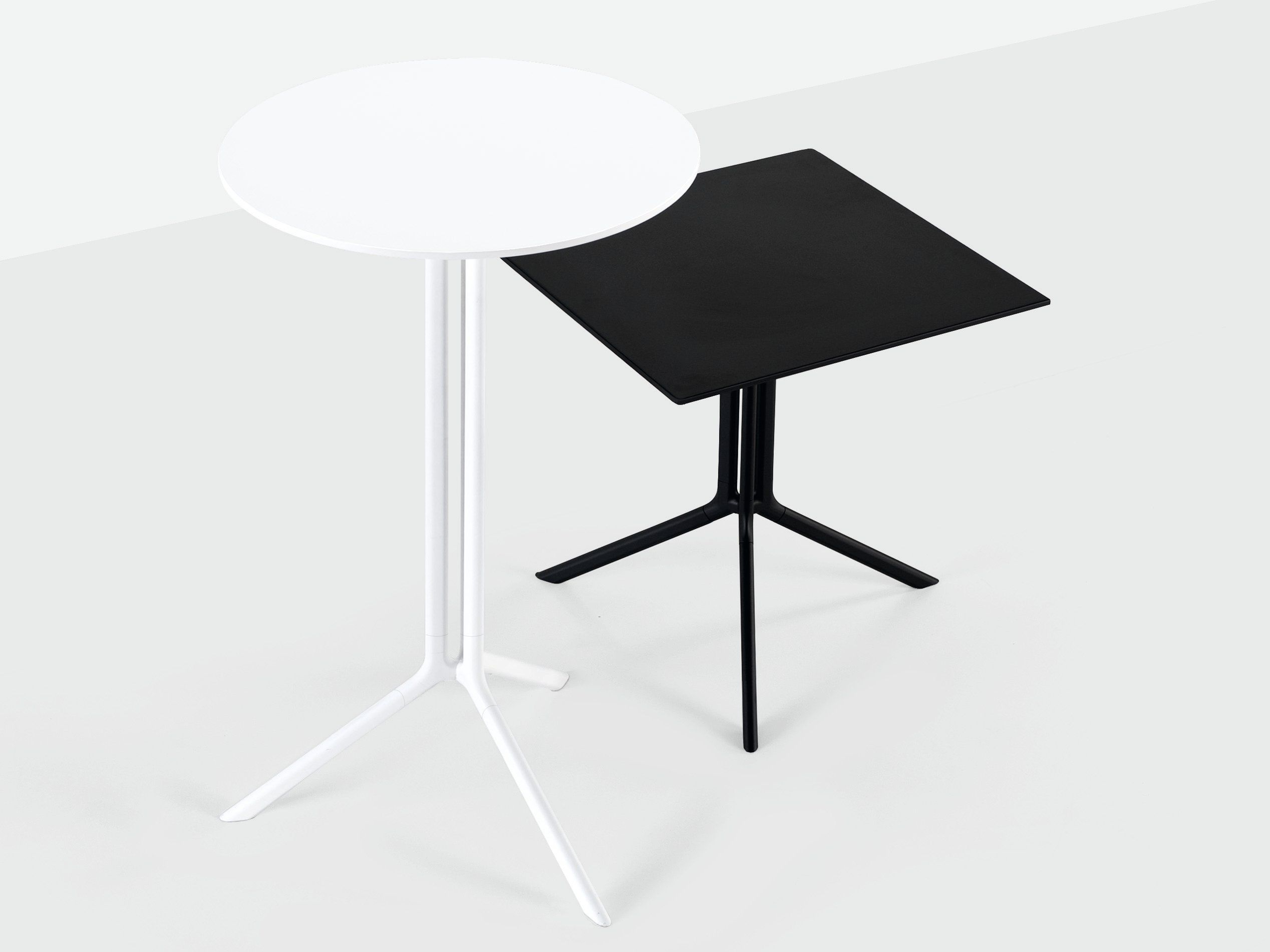 Квадратный складной журнальный столик Kristalia Poule ARCH-00133917 - Вид №2