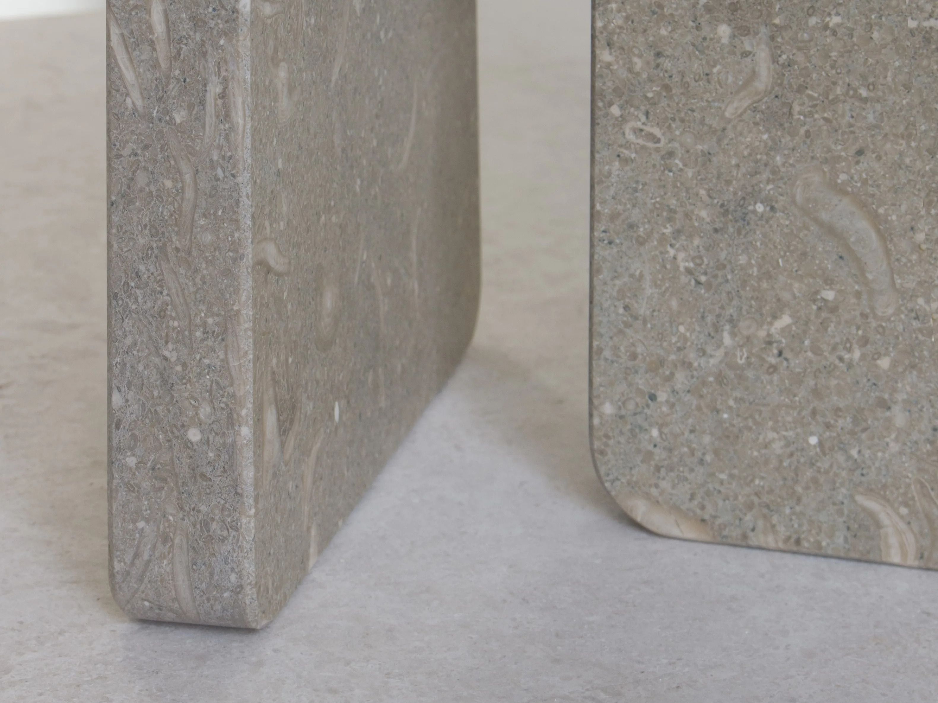 Травертин круглый журнальный столик Davani Purity ARCH-00027089 - Вид №8