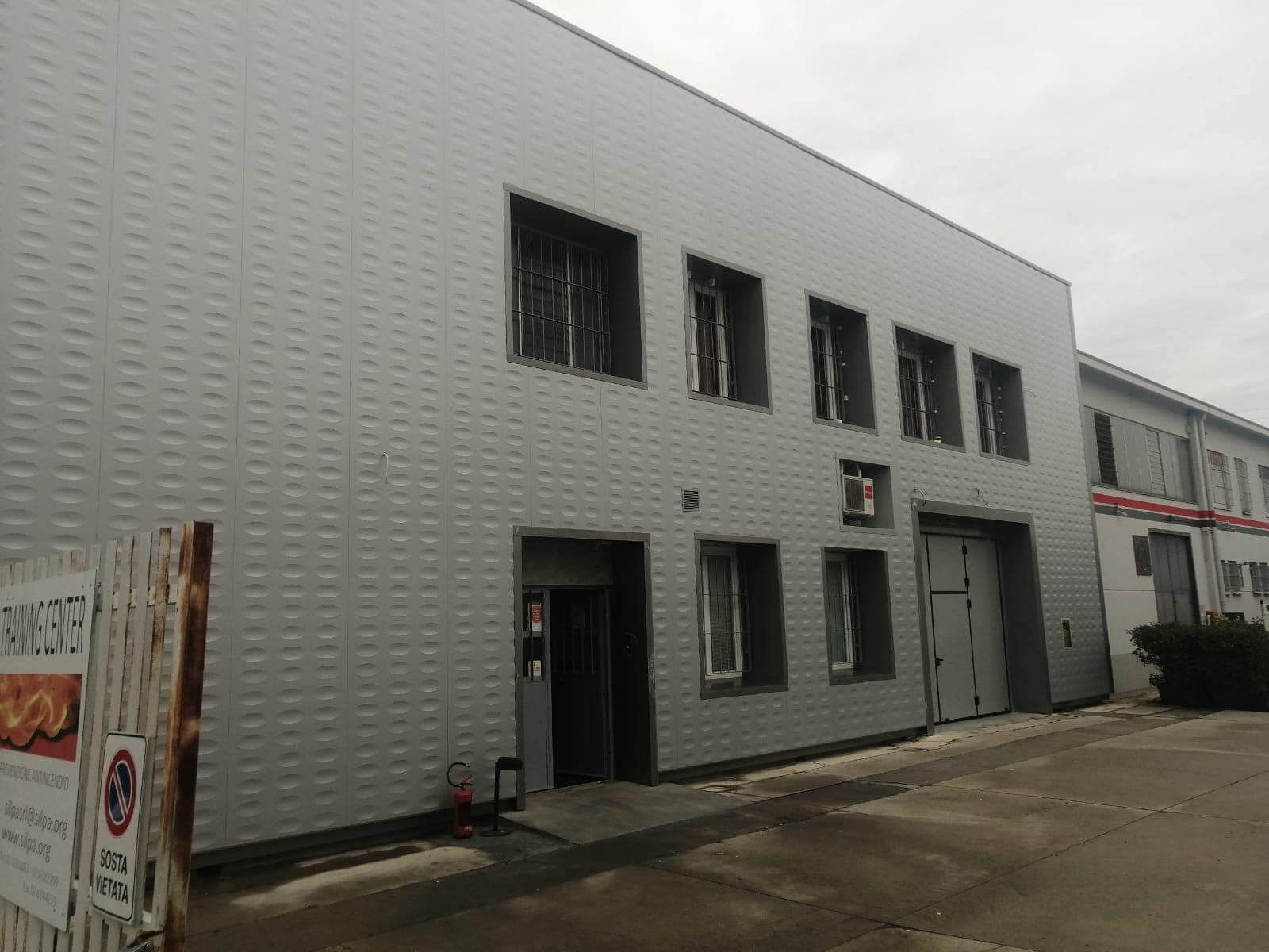 Изолированная металлическая панель для фасада ELCOM SYSTEM ТЕРМОПАРЕТЫ® ARCH-00151976 - Вид №30