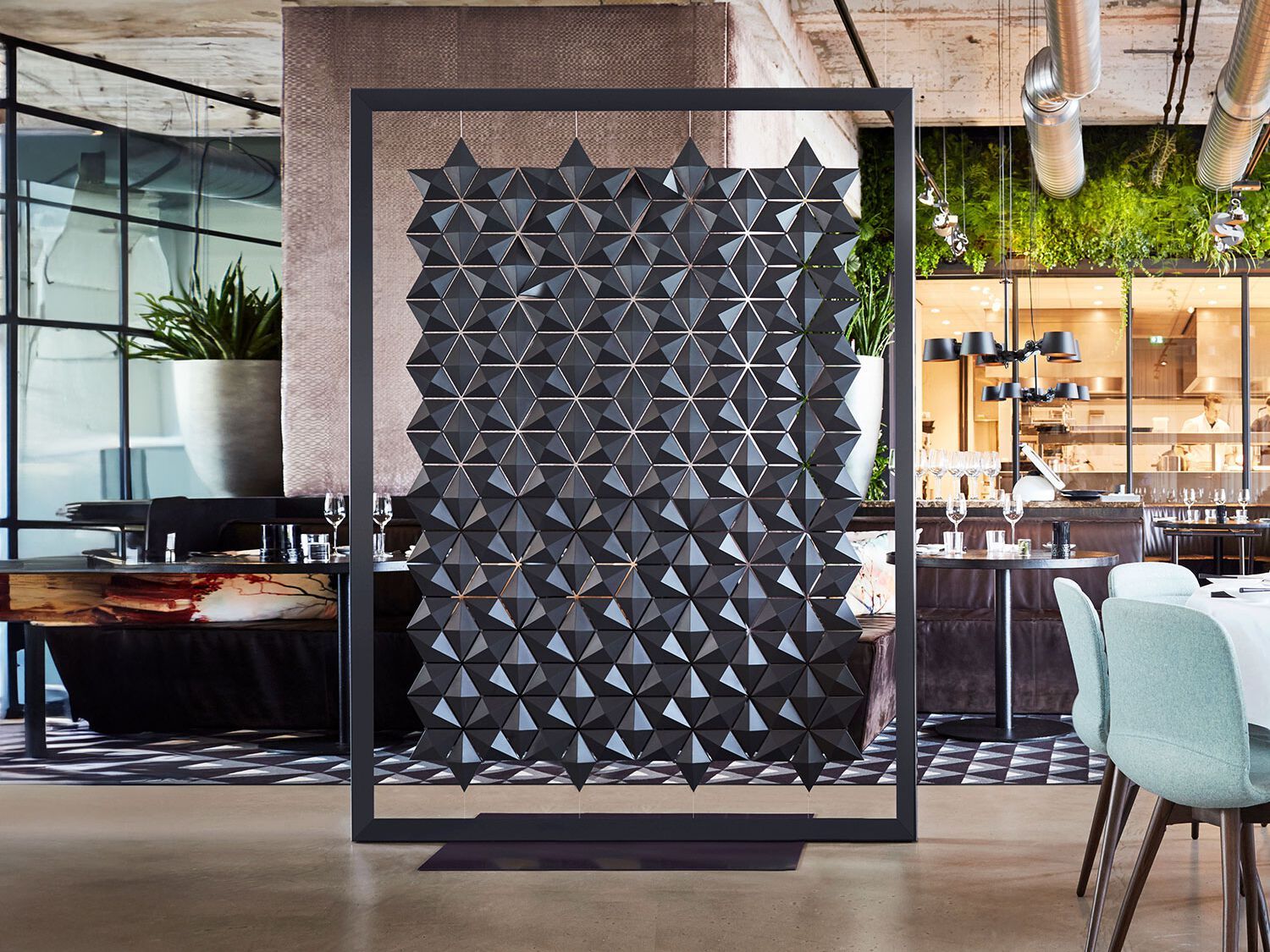 Отдельно стоящая перегородка bloomming FACET 170x220cm in grafite ARCH-00072806