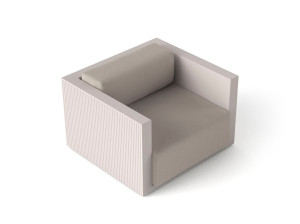 Полиэтиленовое садовое кресло с подлокотниками