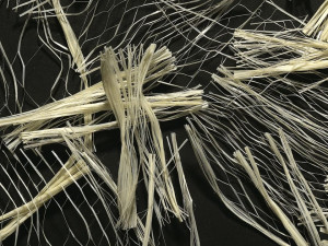 Синтетические волокна для промышленных напольных покрытий