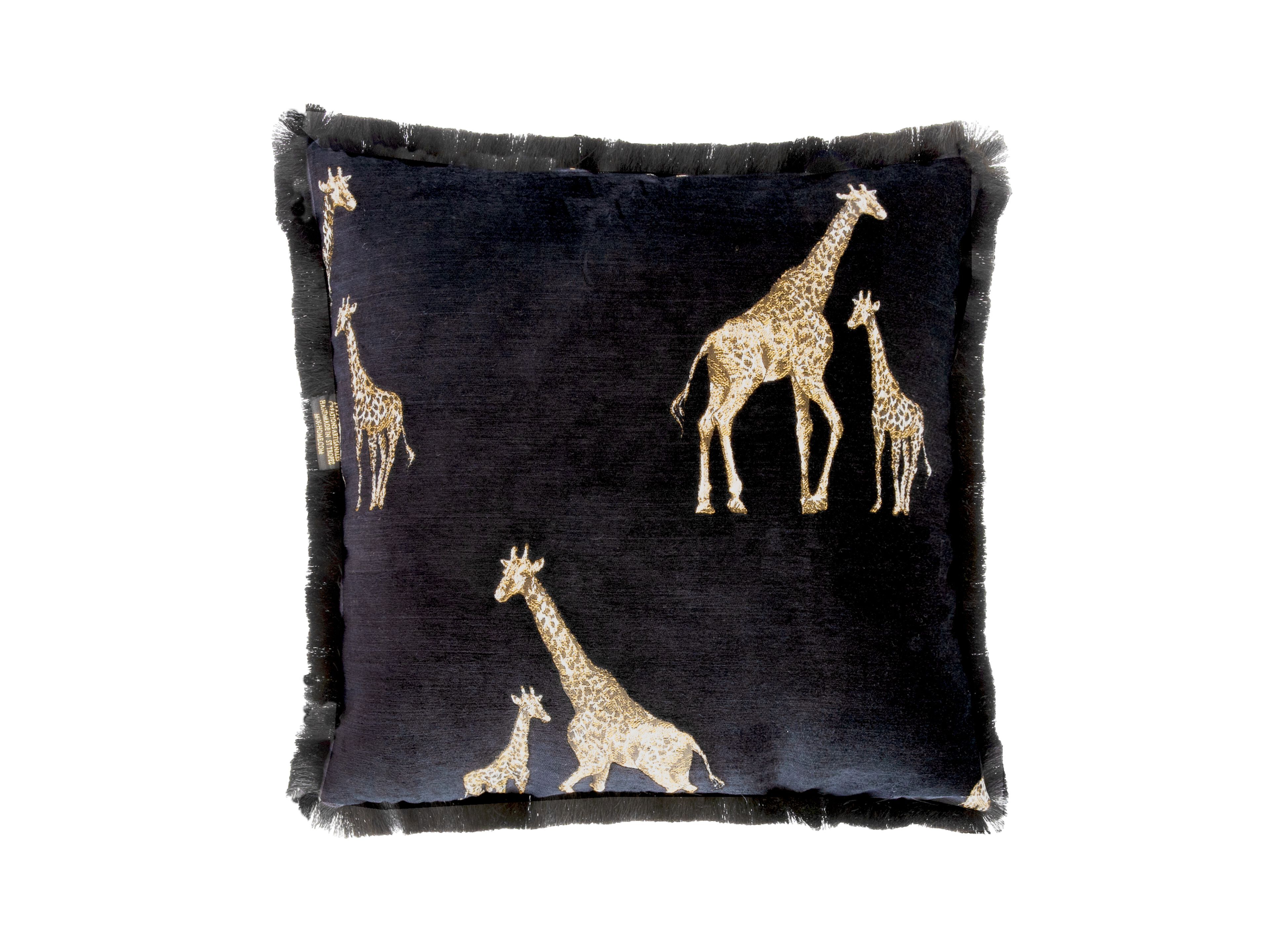 Бархатная подушка с ручной вышивкой MX HOME Savane ARCH-00149641 - Вид №8