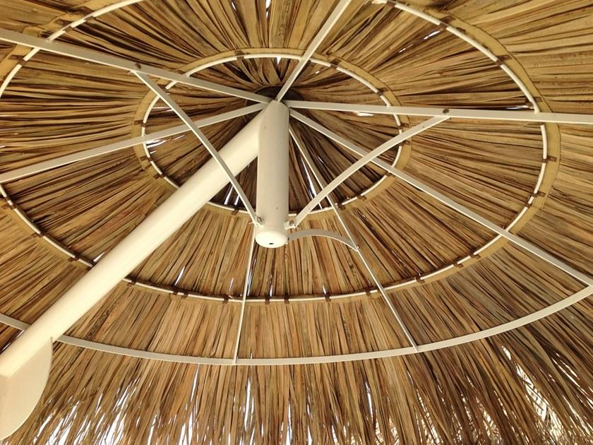 AFRICA STYLE Зонтик с боковой опорой из натурального макути Exotic tres chic Kbr360_m - Вид №1