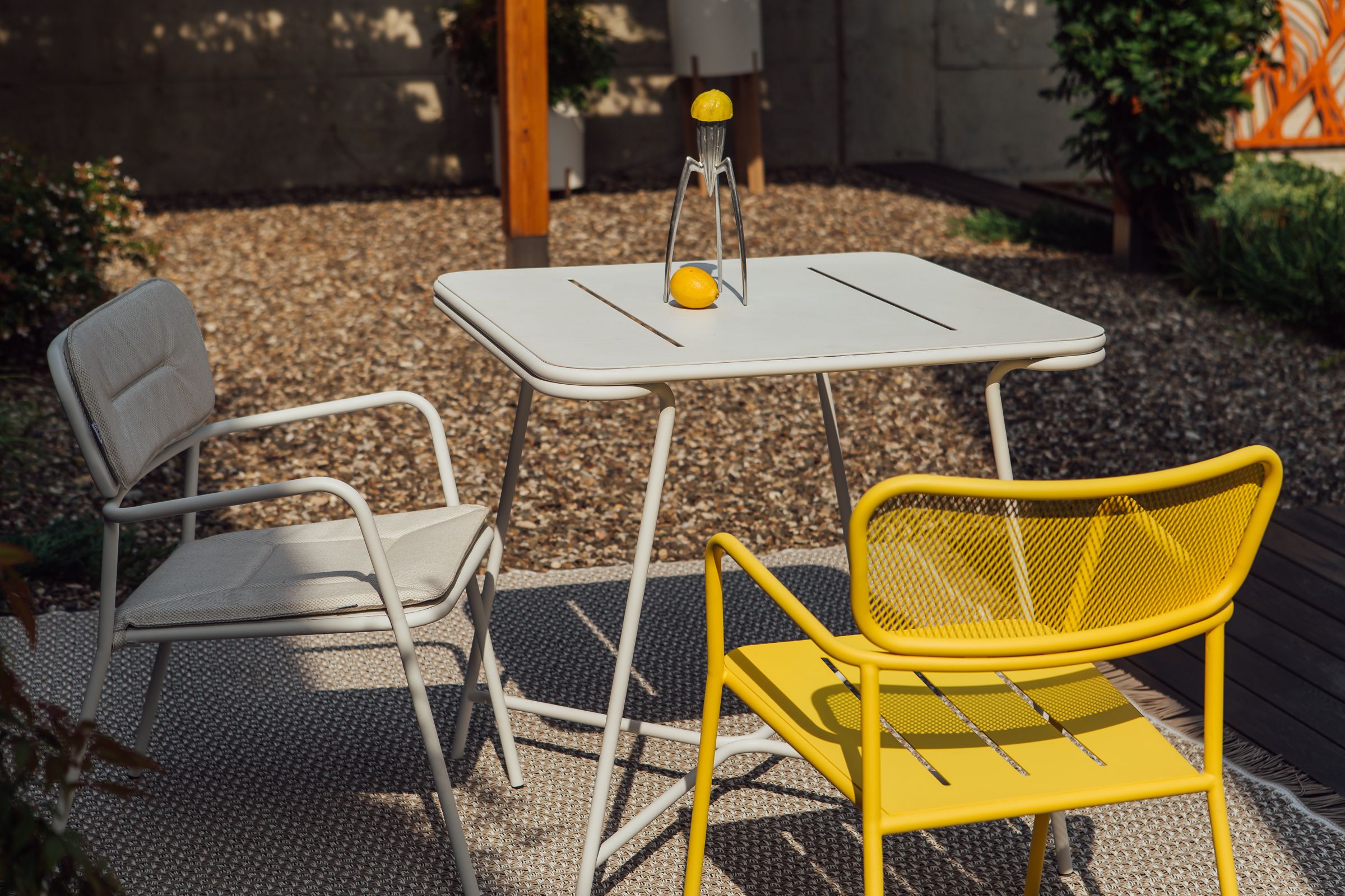 Квадратный садовый стол с порошковым покрытием Garda Furniture Тотем ARCH-00132226 - Вид №4