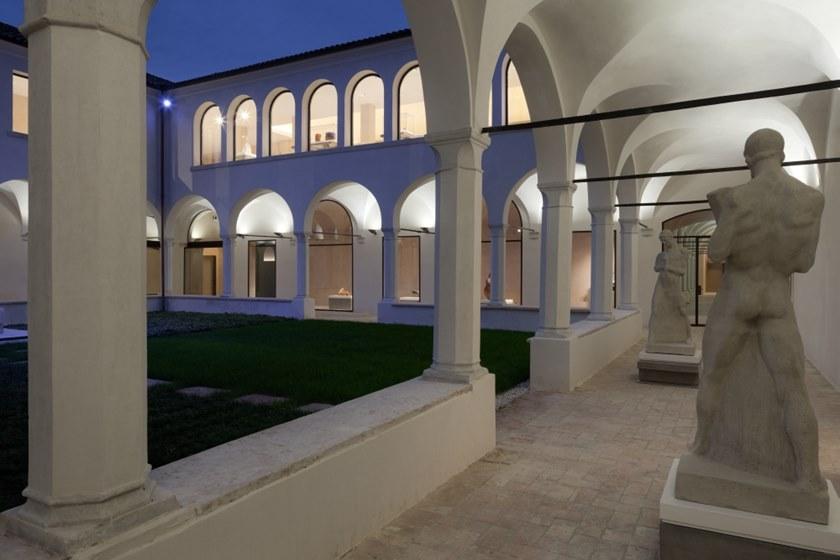 iGuzzini Настенный светодиодный проектор для наружного освещения из литого под давлением алюминия Iteka sun-id-1357100 - Вид №2