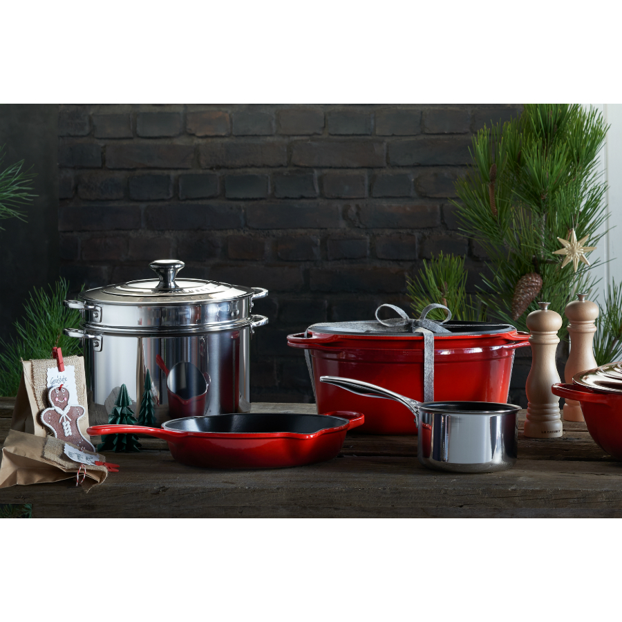 Сковорода чугунная глубокая Le Creuset, 26 см, вишневая 20187260600422 - Вид №1