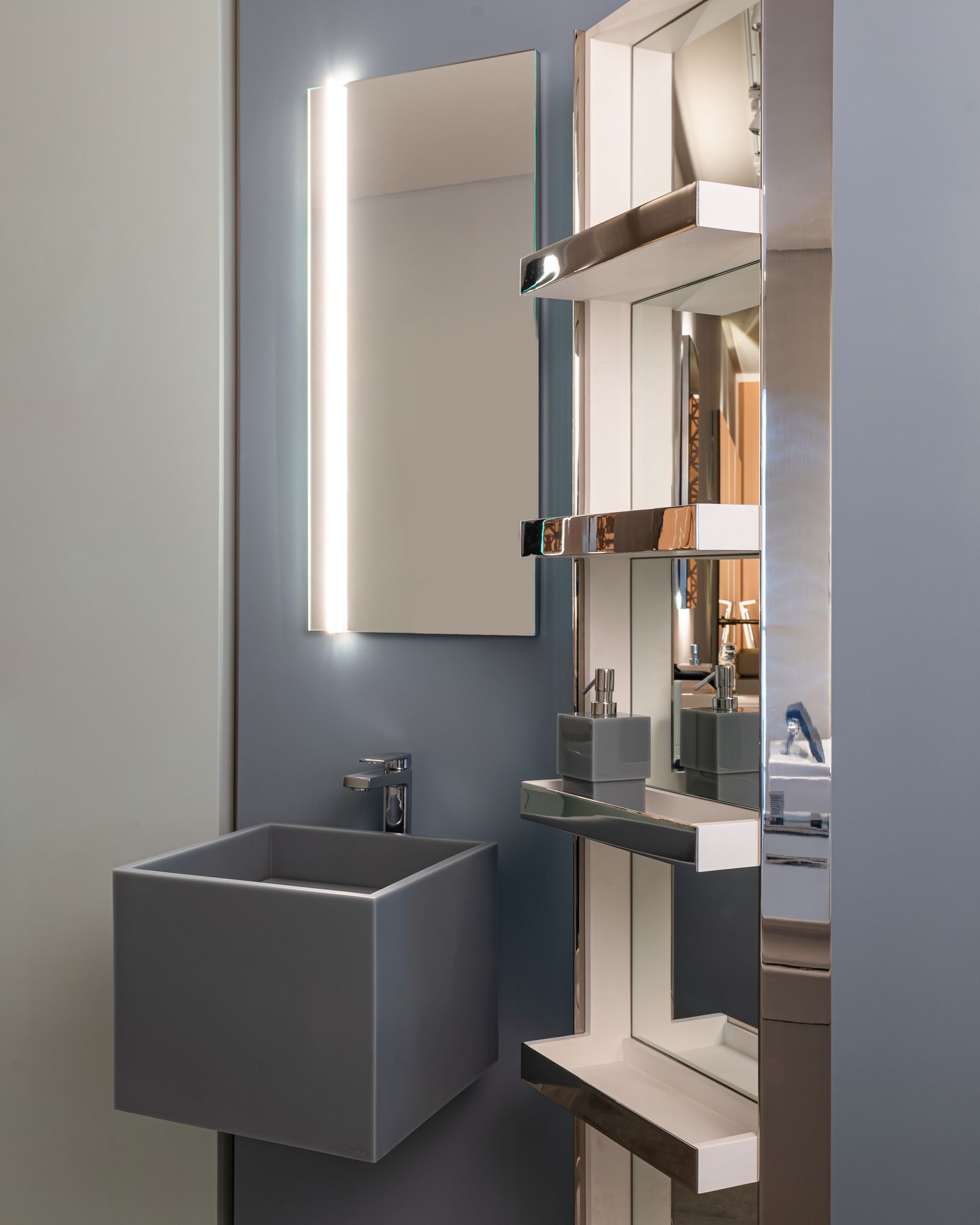 Квадратный подвесной умывальник из смолы Vallvé WALL ARCH-00143071 - Вид №4