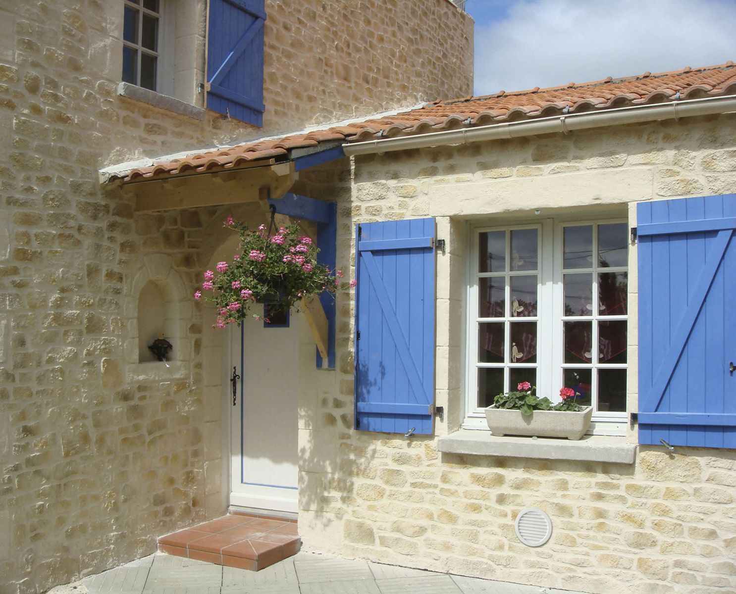 Круглая вентиляционная решетка ABS First Corporation вентиляция ARCH-00087766 - Вид №4