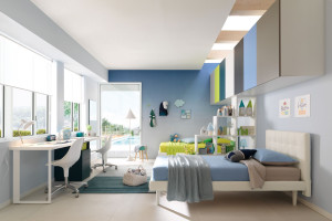 Спальня с мостом из ясеня