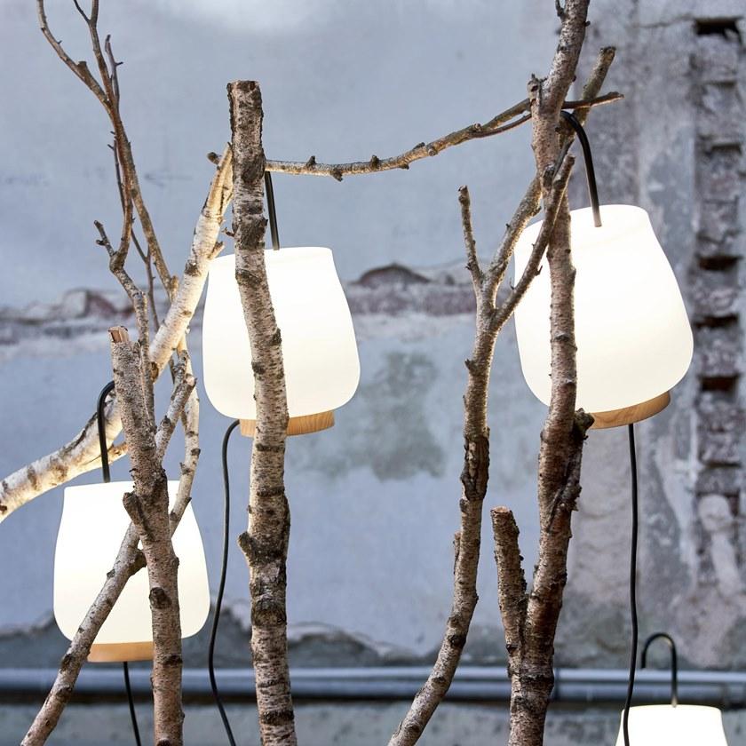 Ligne Roset Переносной уличный светодиодный светильник из полиэтилена  15970000  - Вид №1
