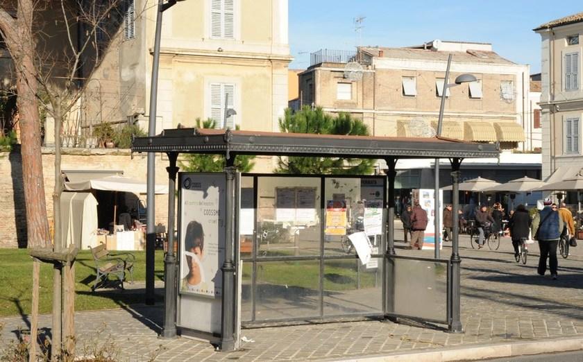 Neri Крышка чугунная для автобусной остановки Scilla 2400 - Вид №4