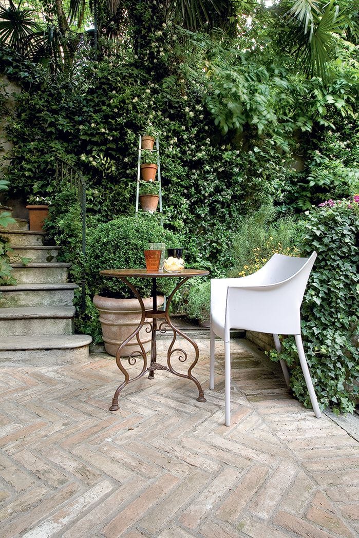 Полипропиленовое садовое кресло с подлокотниками Kartell DR. NO ARCH-00020513