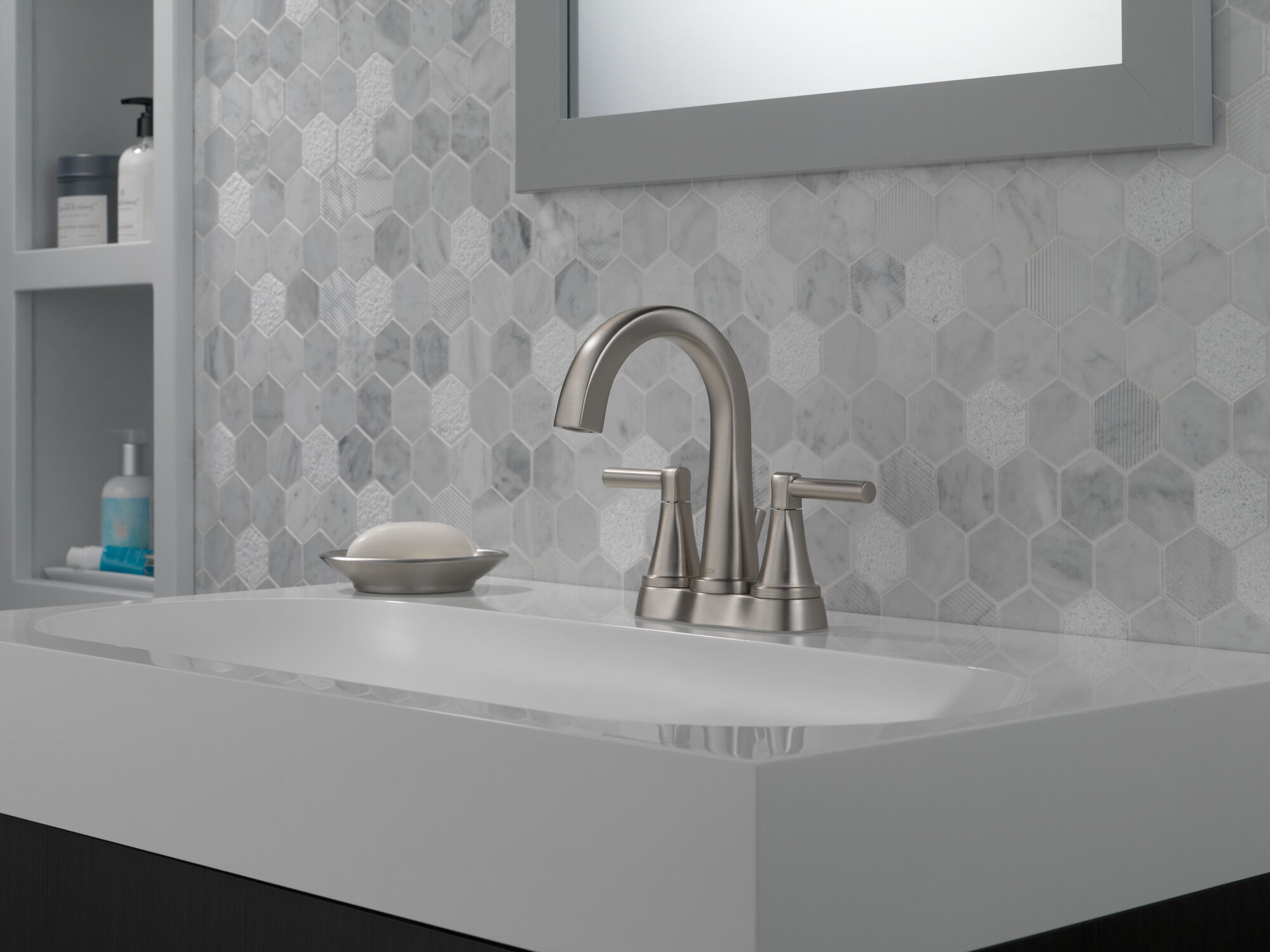 25891LF-SP Смеситель для ванной комнаты с двумя ручками Delta Faucet Becker Матовый никель Spotshield  - Вид №3