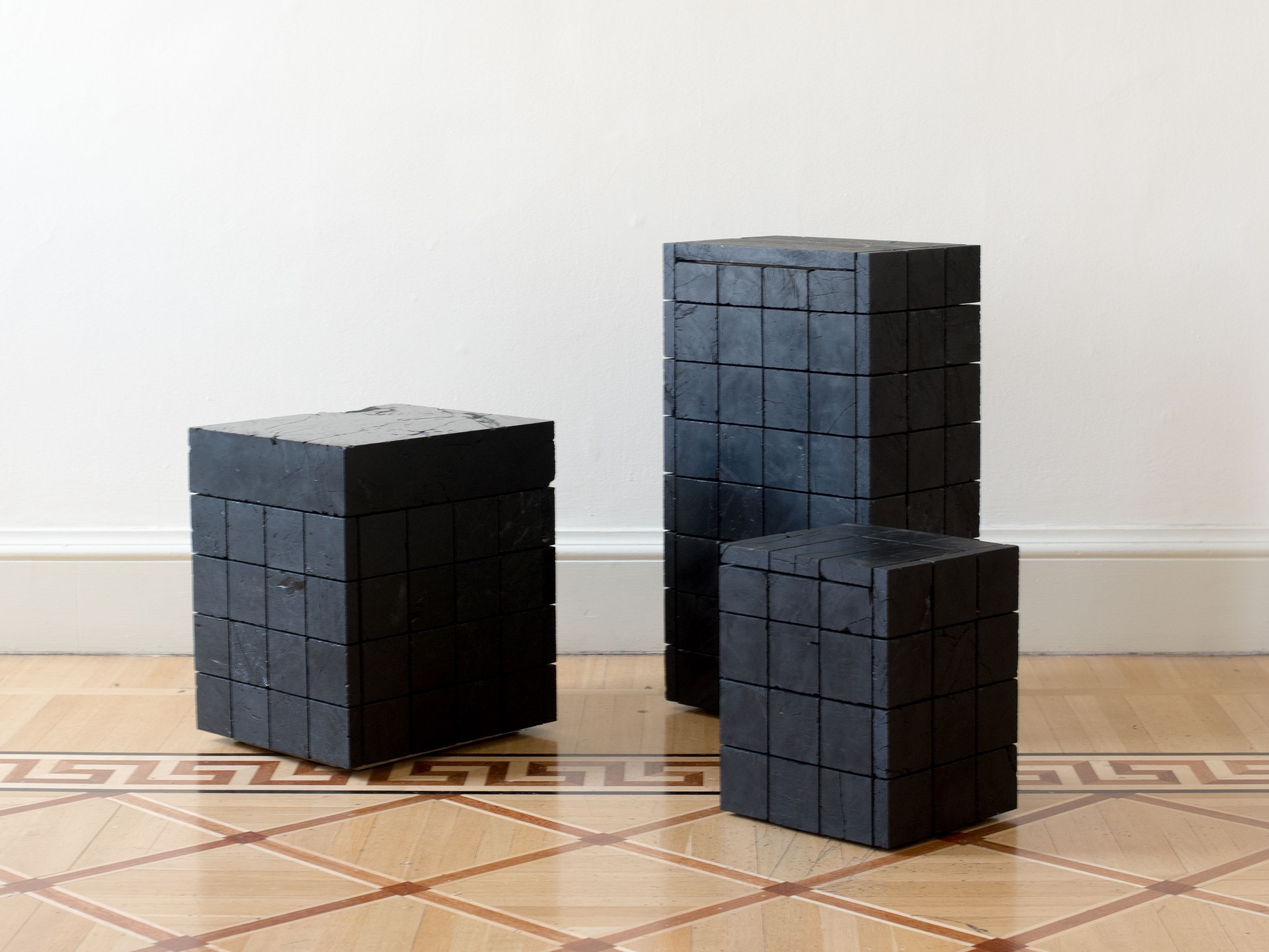 Пьедестал из антрацитового угля Movimento Gallery Jesper Eriksson ARCH-00115528 - Вид №2