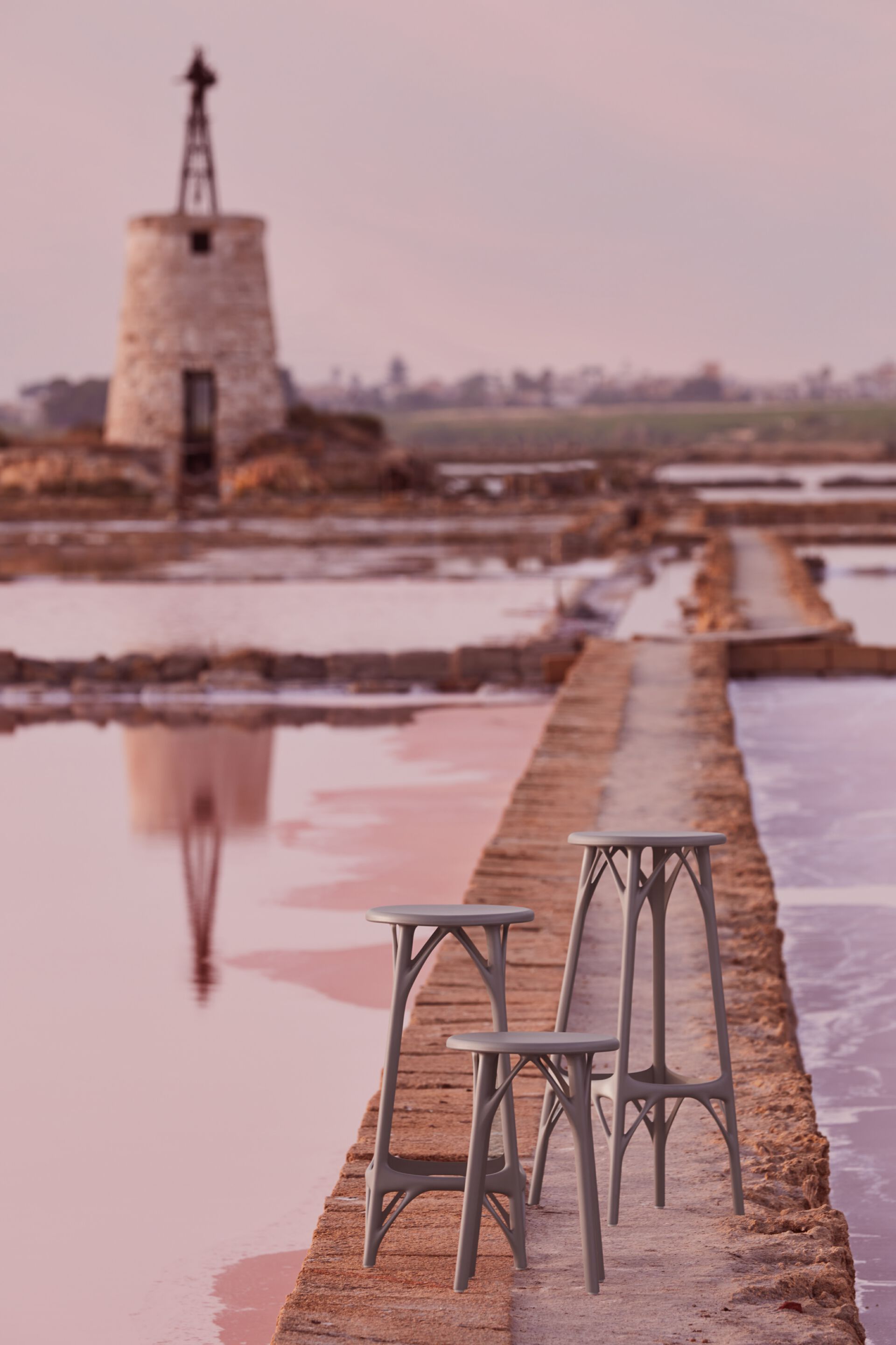 Высокий стул из переработанного инженерного пластика для сада с подставкой для ног Kartell A. I ARCH-00053756 - Вид №3