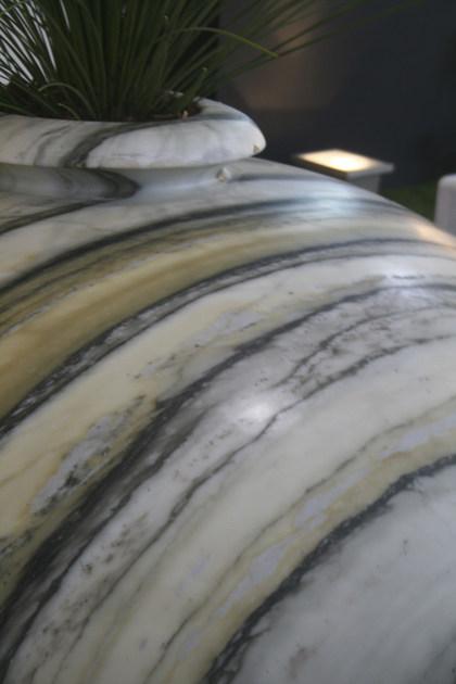 FranchiUmbertoMarmi Кашпо для общественных мест из мрамора Tjandi sun-id-1460881 - Вид №3