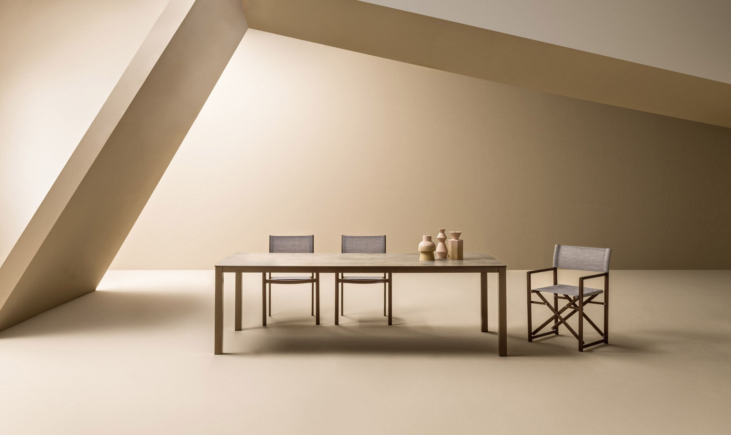 Алюминиевый прямоугольный садовый стол с порошковым покрытием Varaschin Виктор ARCH-00052537