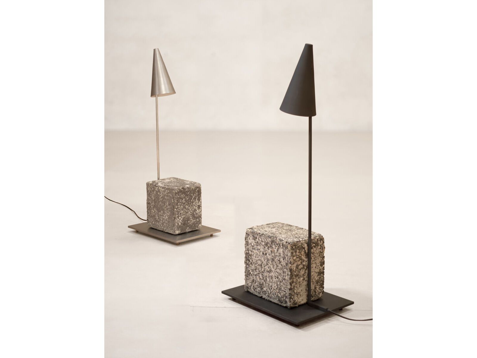 Настольная лампа Phantom Hands Джеффри Бава ARCH-00091675 - Вид №2