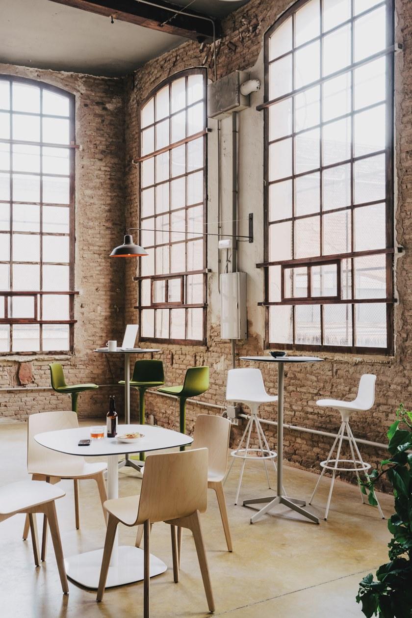 ENEA Квадратный стол с алюминиевым основанием и столешницей из hpl Lottus tables sun-id-1357997 - Вид №1