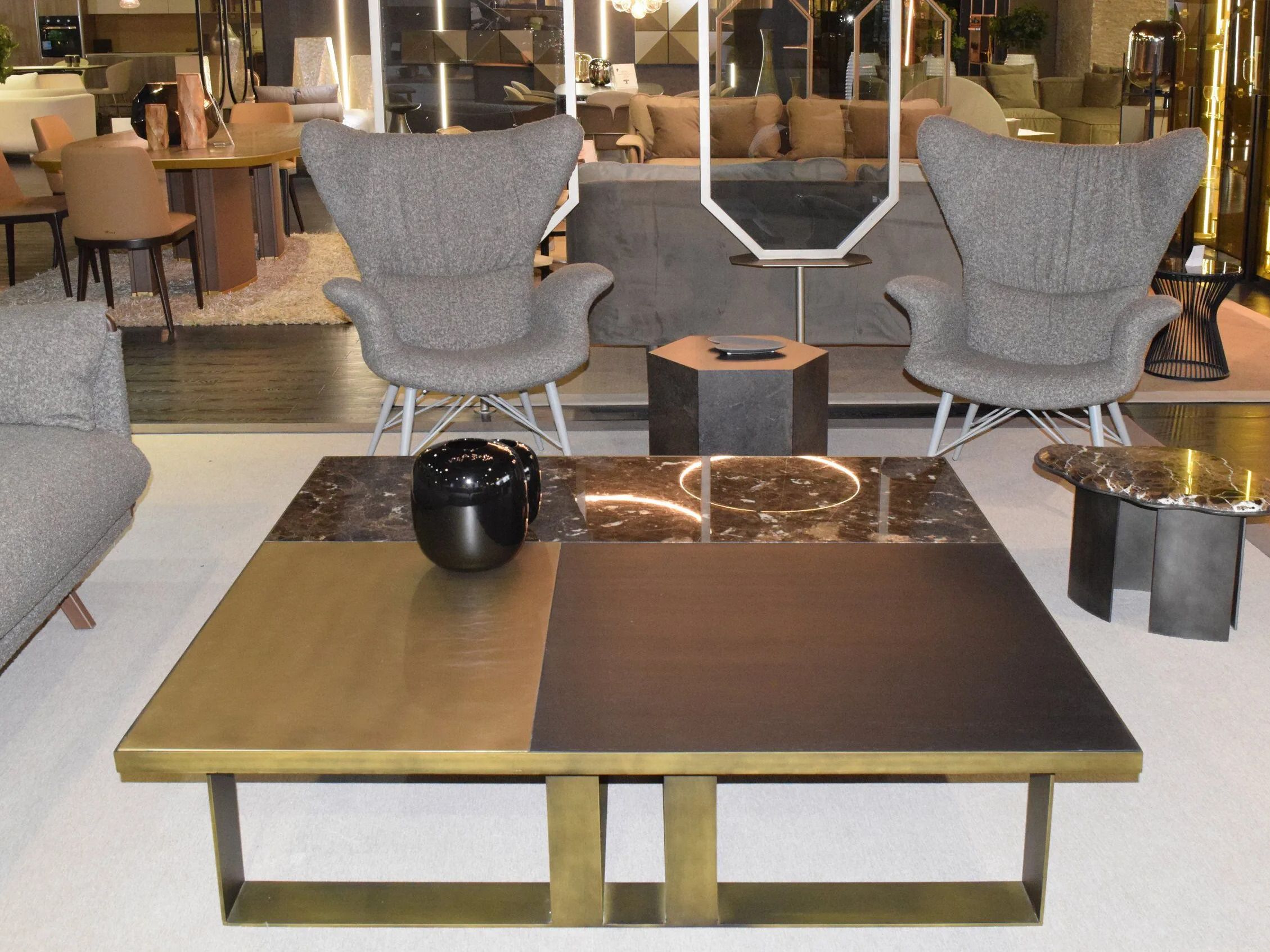 Квадратный мраморный журнальный столик ABLE GRAND ARCH-00016087